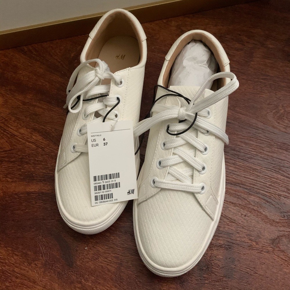 NWT white faux leather sneakers